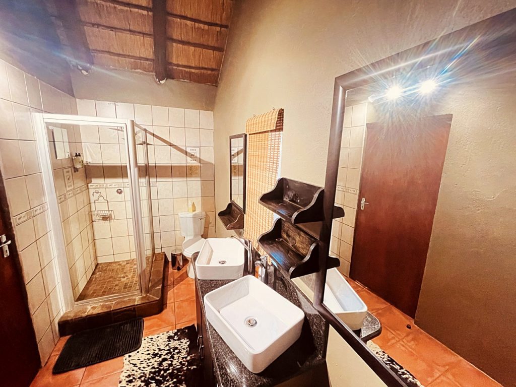 Luxurious bathroom with a shower