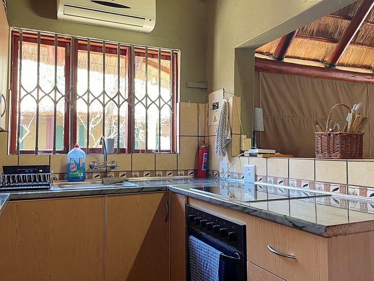 shared fully equipped Kitchen